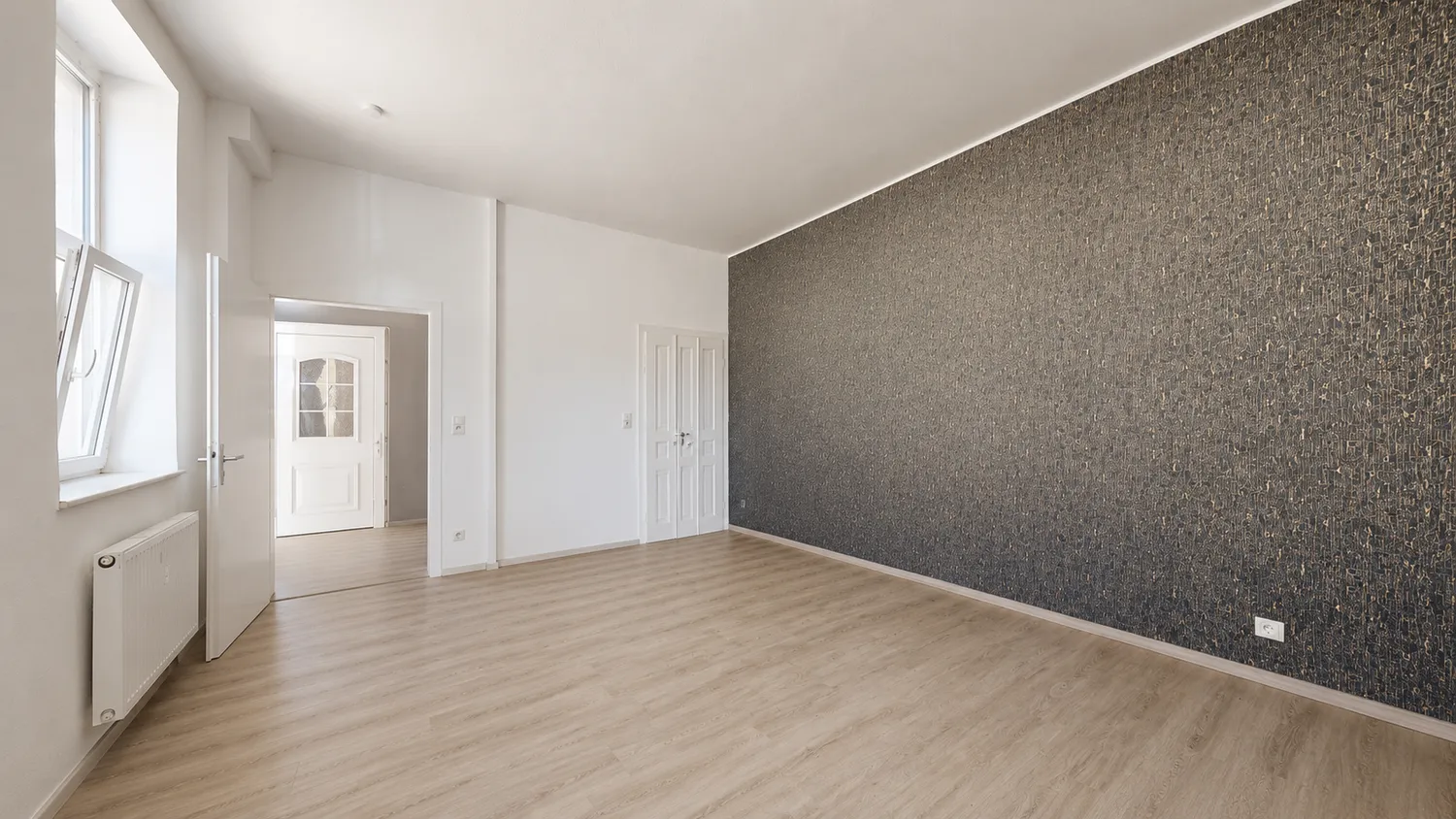 2 Zimmer Wohnung mit 65 m² in Frankfurt am Main – Bild 2