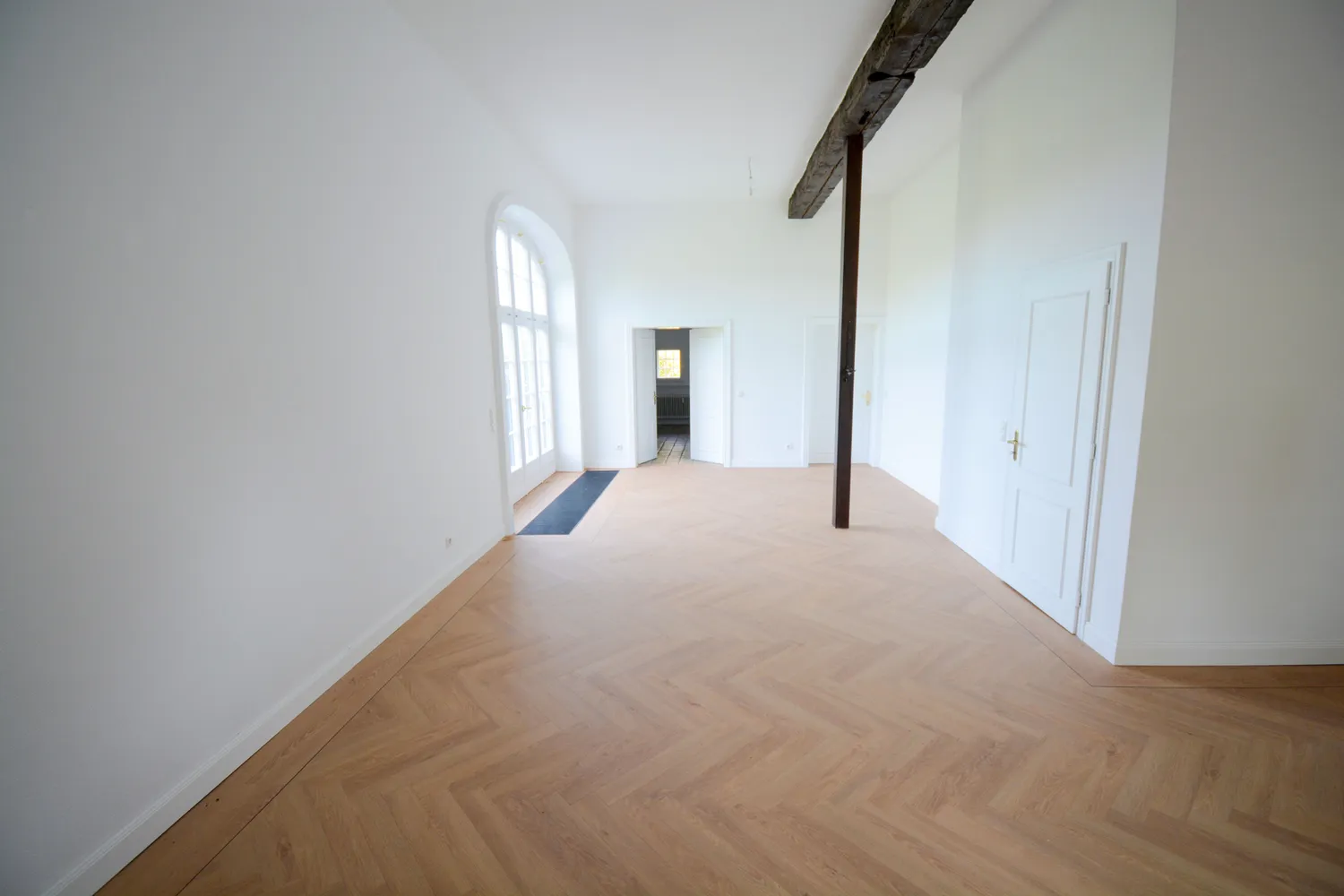 2 Zimmer Wohnung mit 103 m² in Lübeck – Bild 10