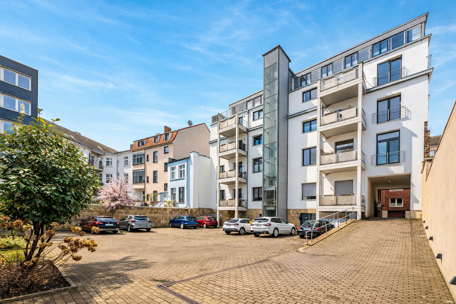 3 Zimmer Wohnung mit 82 m² in Duisburg – Bild 2