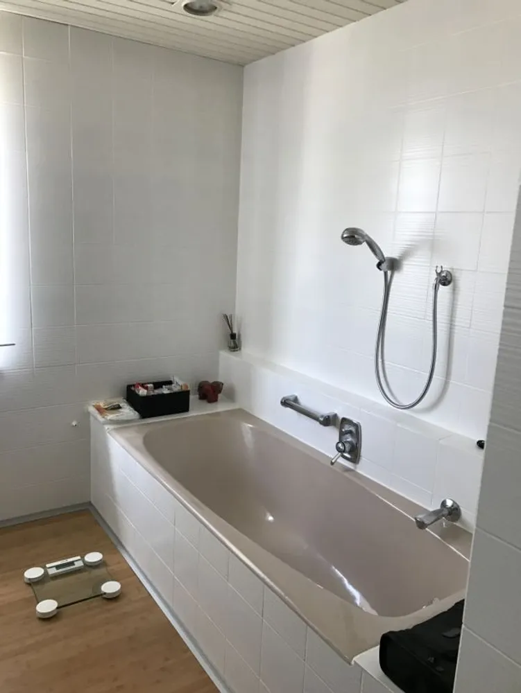 6 Zimmer Haus mit 235 m² in Landshut – Bild 1