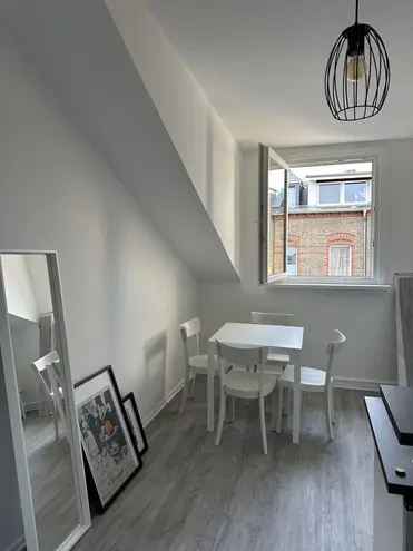 2 Zimmer Wohnung mit 42 m² in Wiesbaden – Bild 4