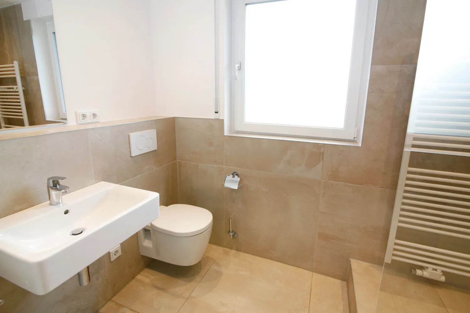 3 Zimmer Wohnung mit 81 m² in Wiesbaden – Bild 3