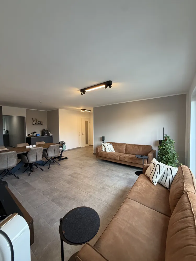 3 Zimmer Wohnung mit 92 m² in Krefeld – Bild 2
