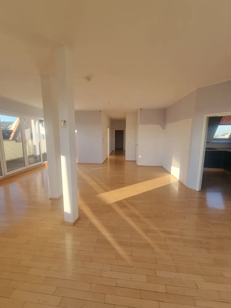 4 Zimmer Wohnung mit 140 m² in Leipzig – Bild 12