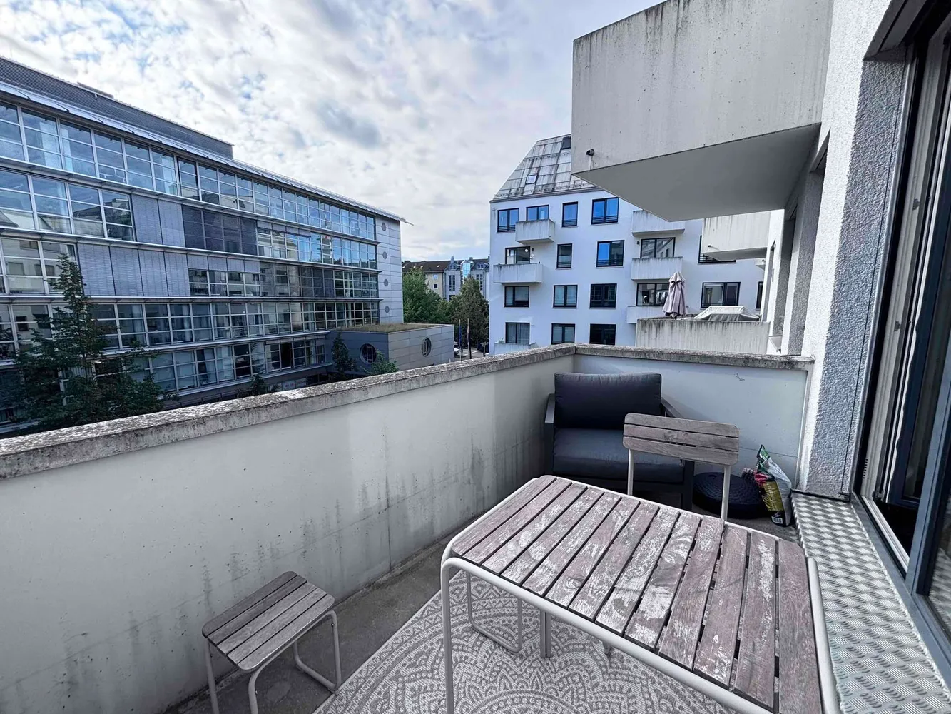 2 room apartment with 73 m² in Munich – Photo 4