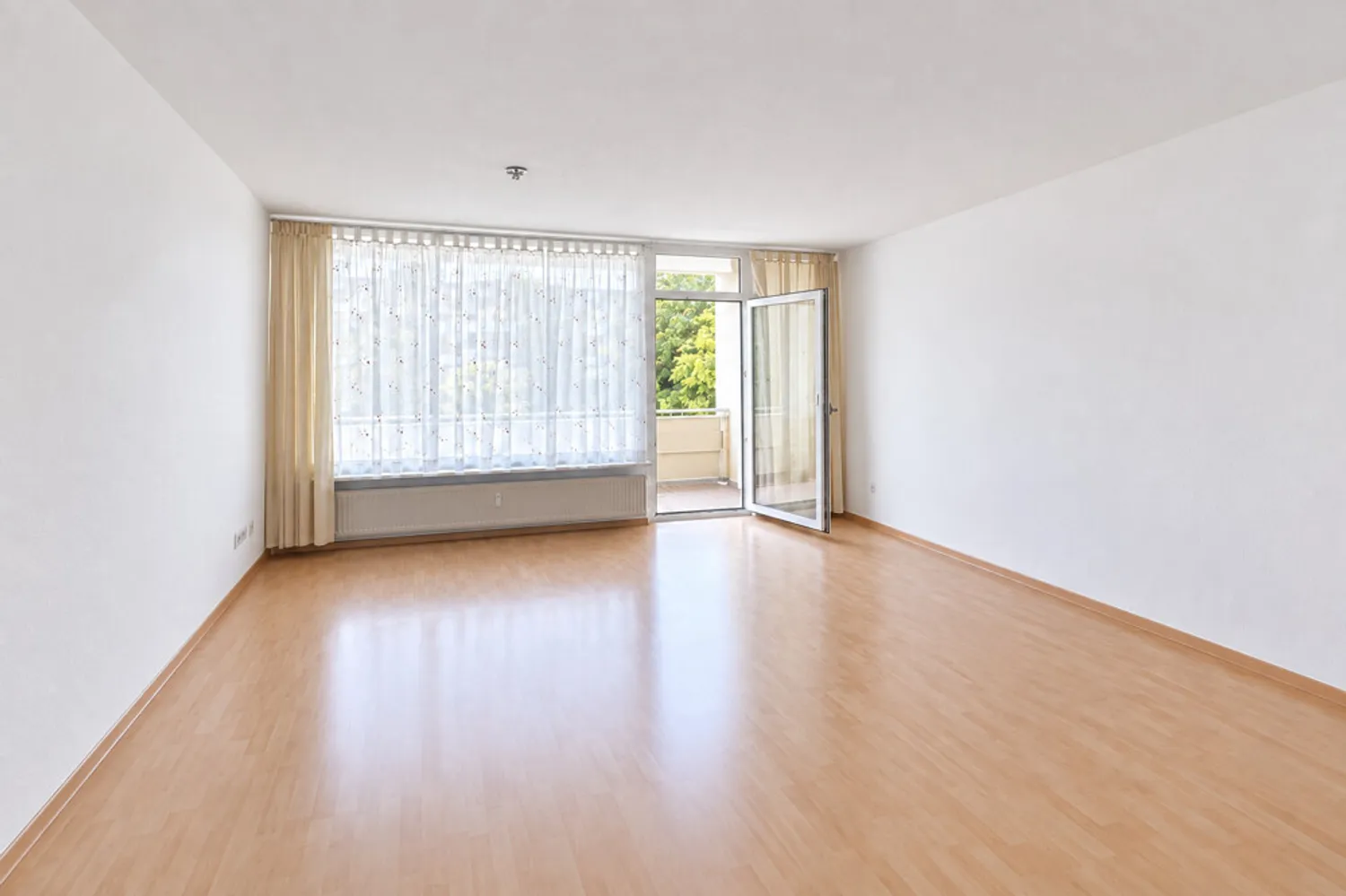 2 room apartment with 72 m² in Düsseldorf – Photo 5