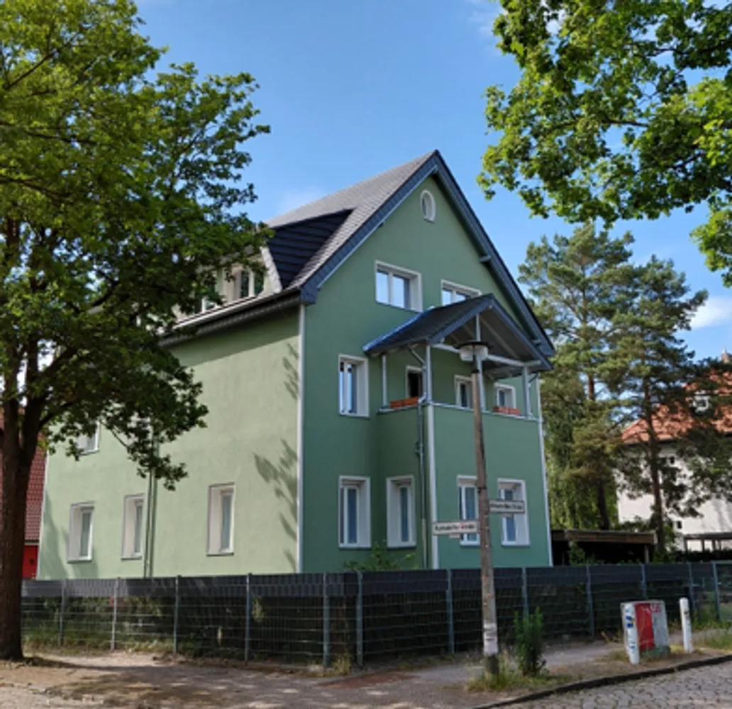 3 Zimmer Wohnung mit 145 m² in Berlin – Bild 1