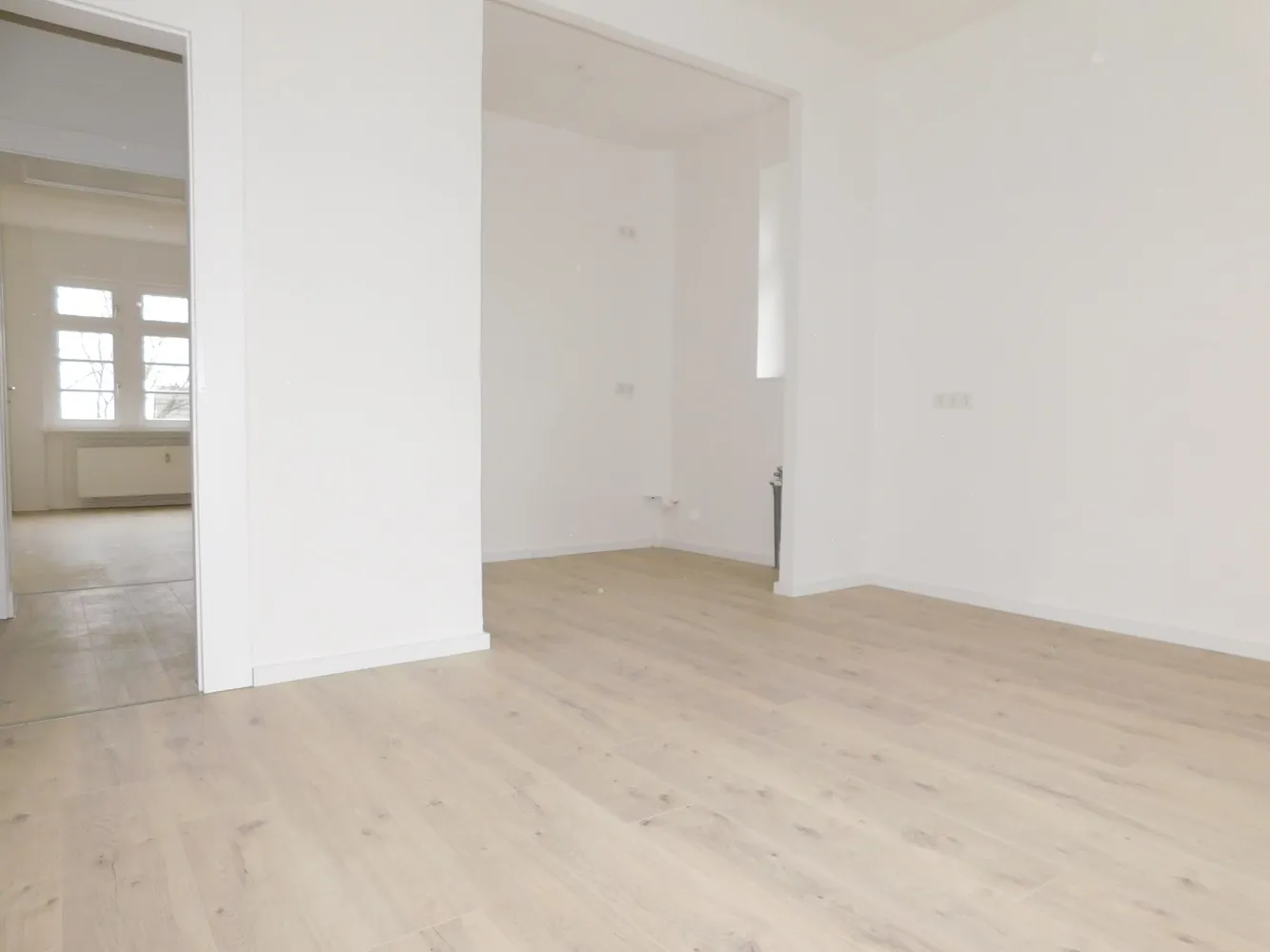 2 Zimmer Wohnung mit 65 m² in Wuppertal – Bild 2
