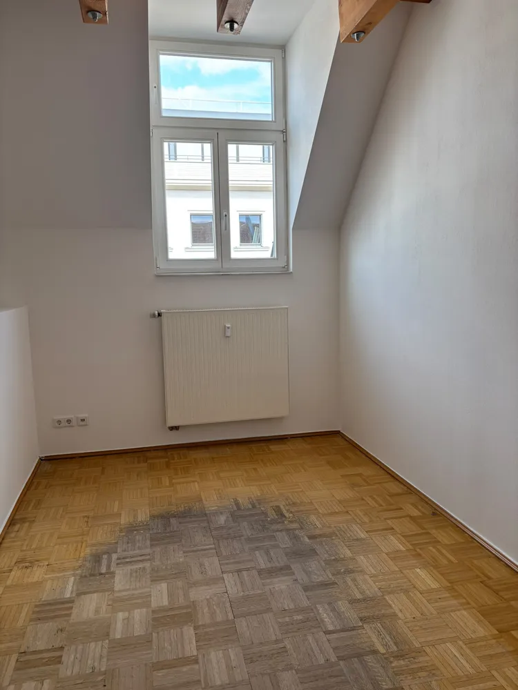 6 Zimmer Wohnung mit 260 m² in Berlin – Bild 6