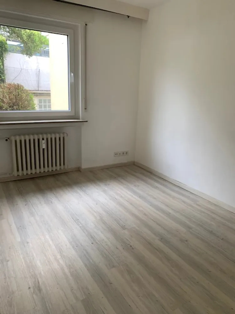 3 Zimmer Wohnung mit 80 m² in Wiesbaden – Bild 7