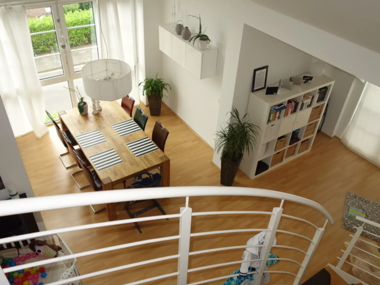 3 Zimmer Wohnung mit 115 m² in Neuss – Bild 2