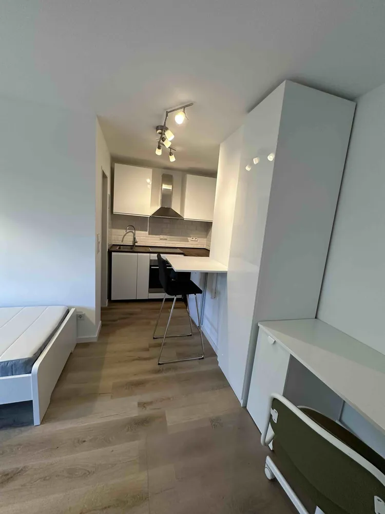 1 room apartment with 24 m² in Düsseldorf – Photo 8