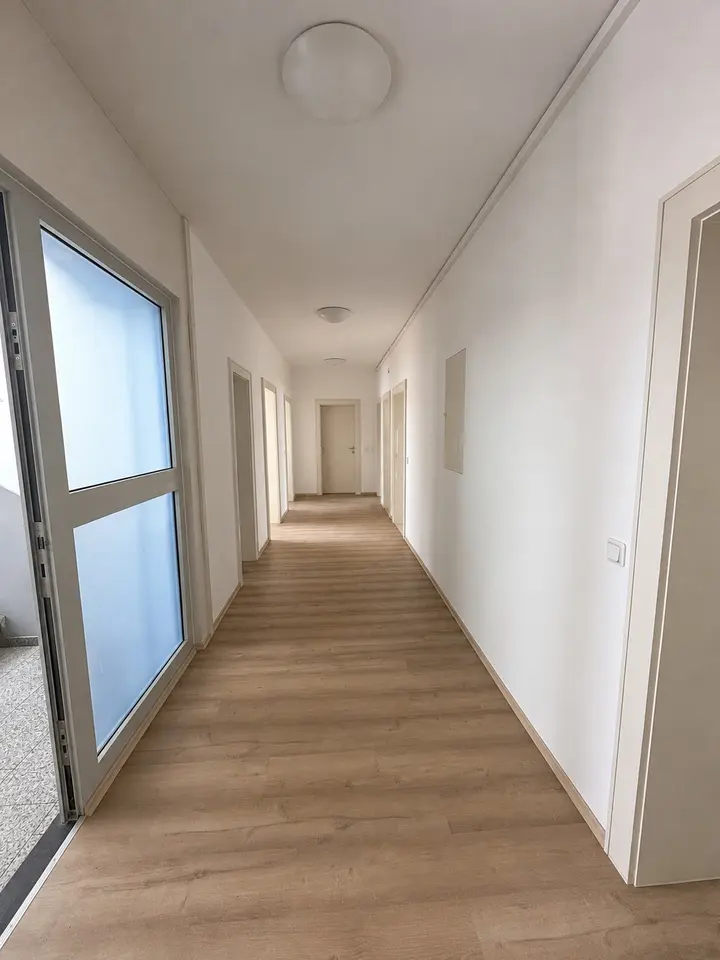 WG-Zimmer mit 260 m² in Saarbrücken – Bild 5