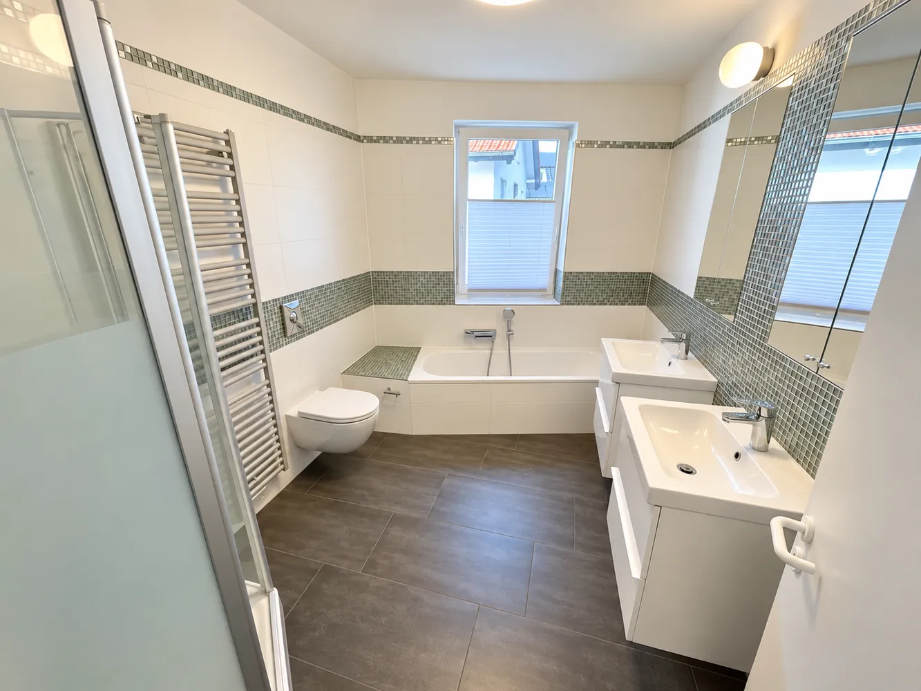 4 Zimmer Wohnung mit 111 m² in Hamburg – Bild 4