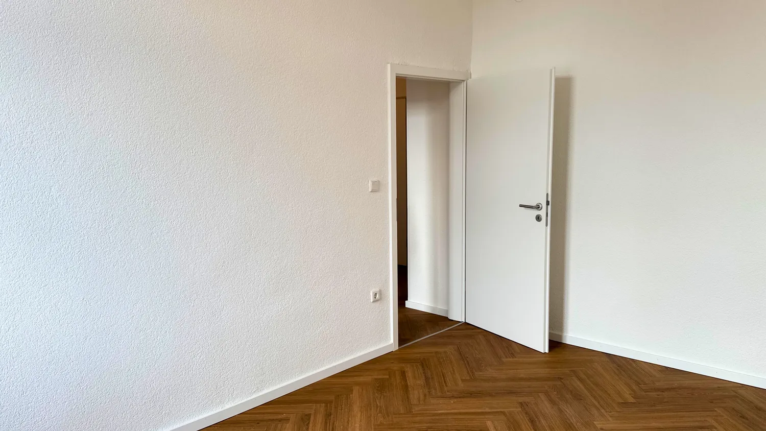 4 Zimmer Wohnung mit 110 m² in Grevenbroich – Bild 9