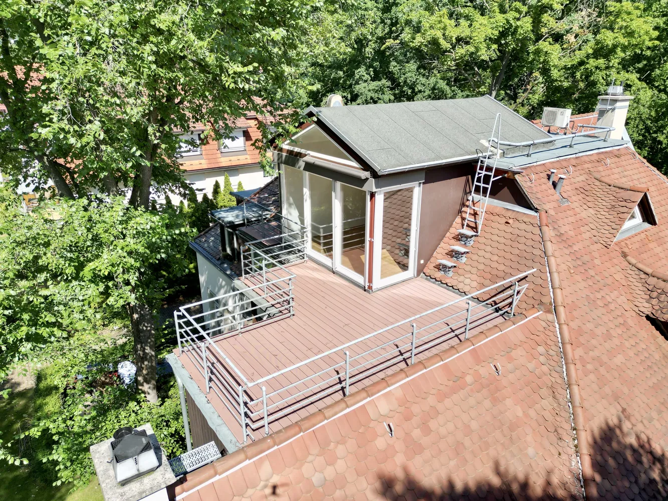 5 Zimmer Wohnung mit 180 m² in Dresden – Bild 5