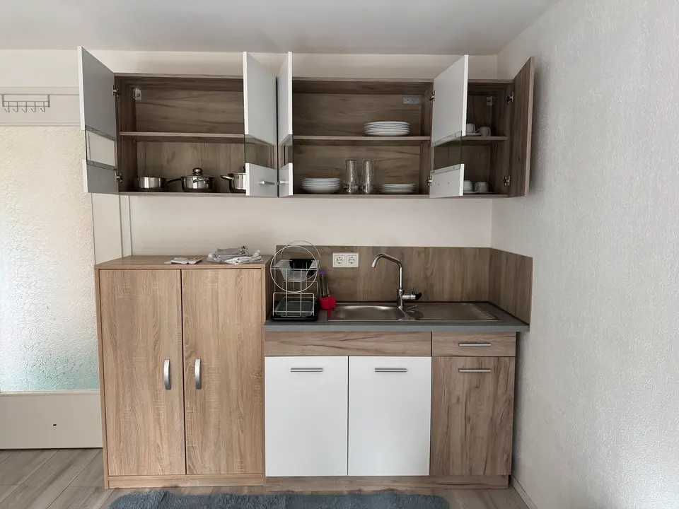 10 Zimmer Wohnung mit 220 m² in München – Bild 8