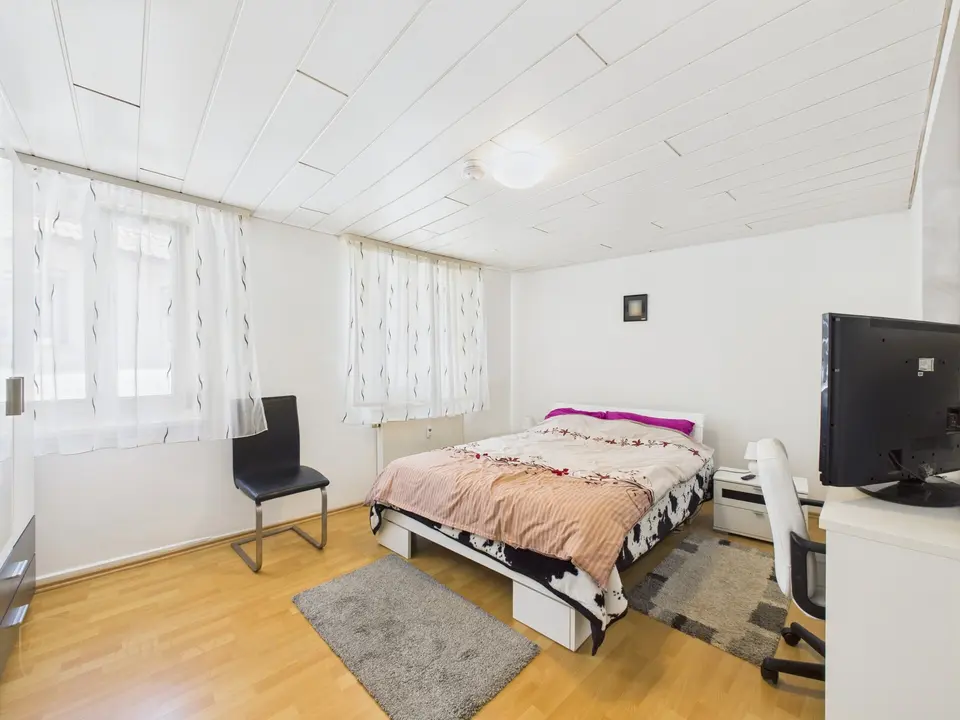 3 Zimmer Wohnung mit 100 m² in Metzingen – Bild 7