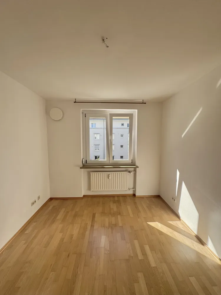 3 Zimmer Wohnung mit 86 m² in Augsburg – Bild 8