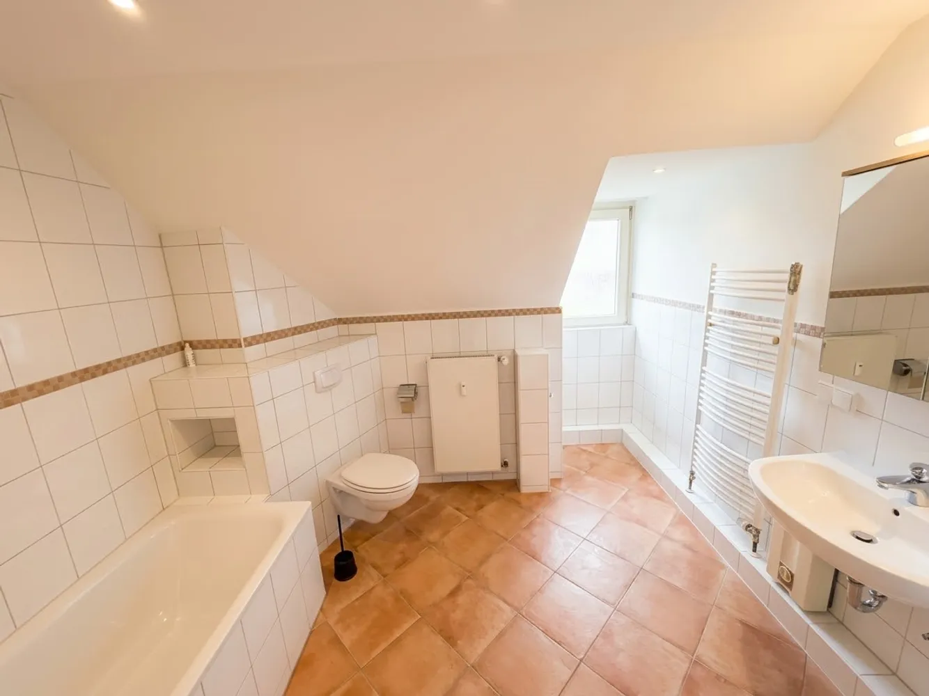 3 Zimmer Wohnung mit 84 m² in Hamburg – Bild 11