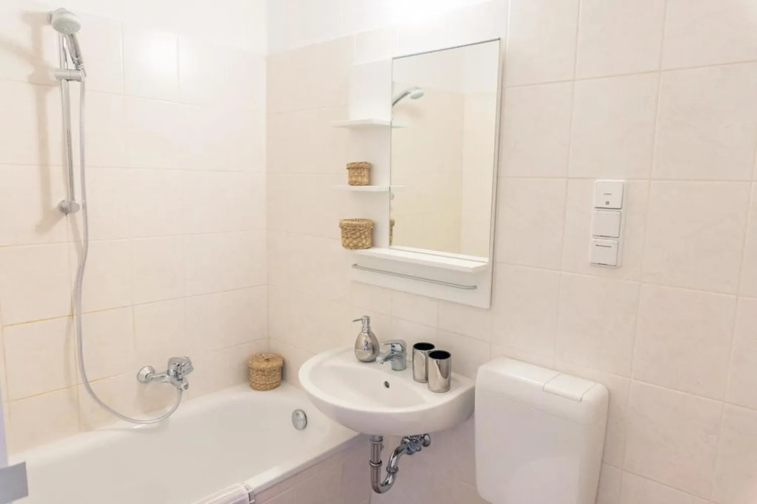 1 room apartment with 36 m² in Chemnitz – Photo 4