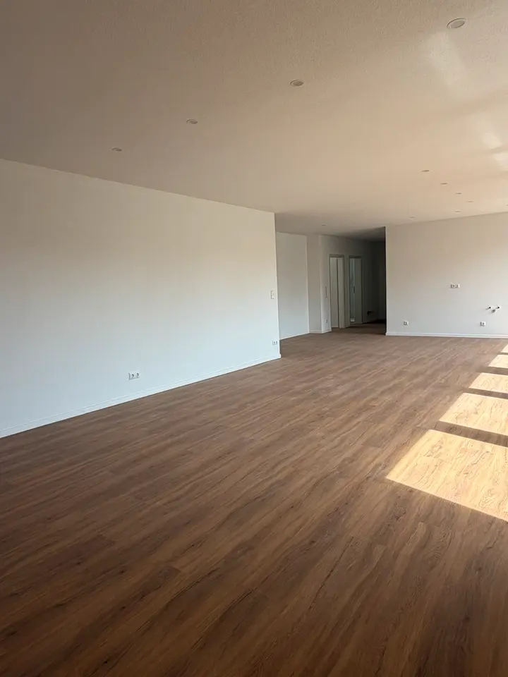 4 Zimmer Wohnung mit 127 m² in Eschwege – Bild 2