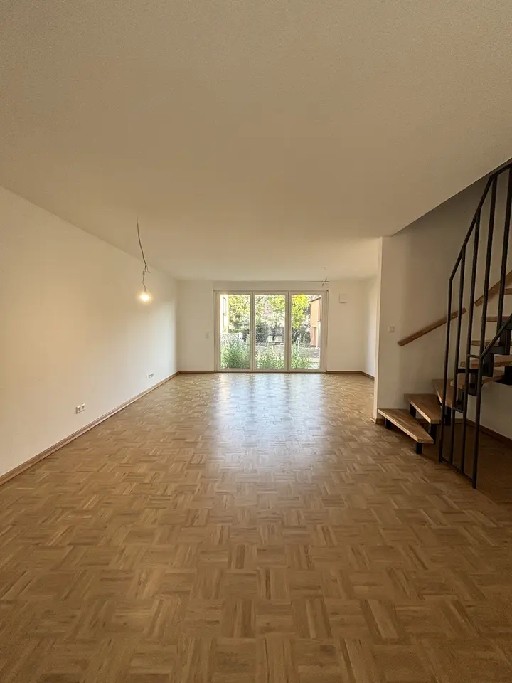5 Zimmer Haus mit 116 m² in Leonberg – Bild 2