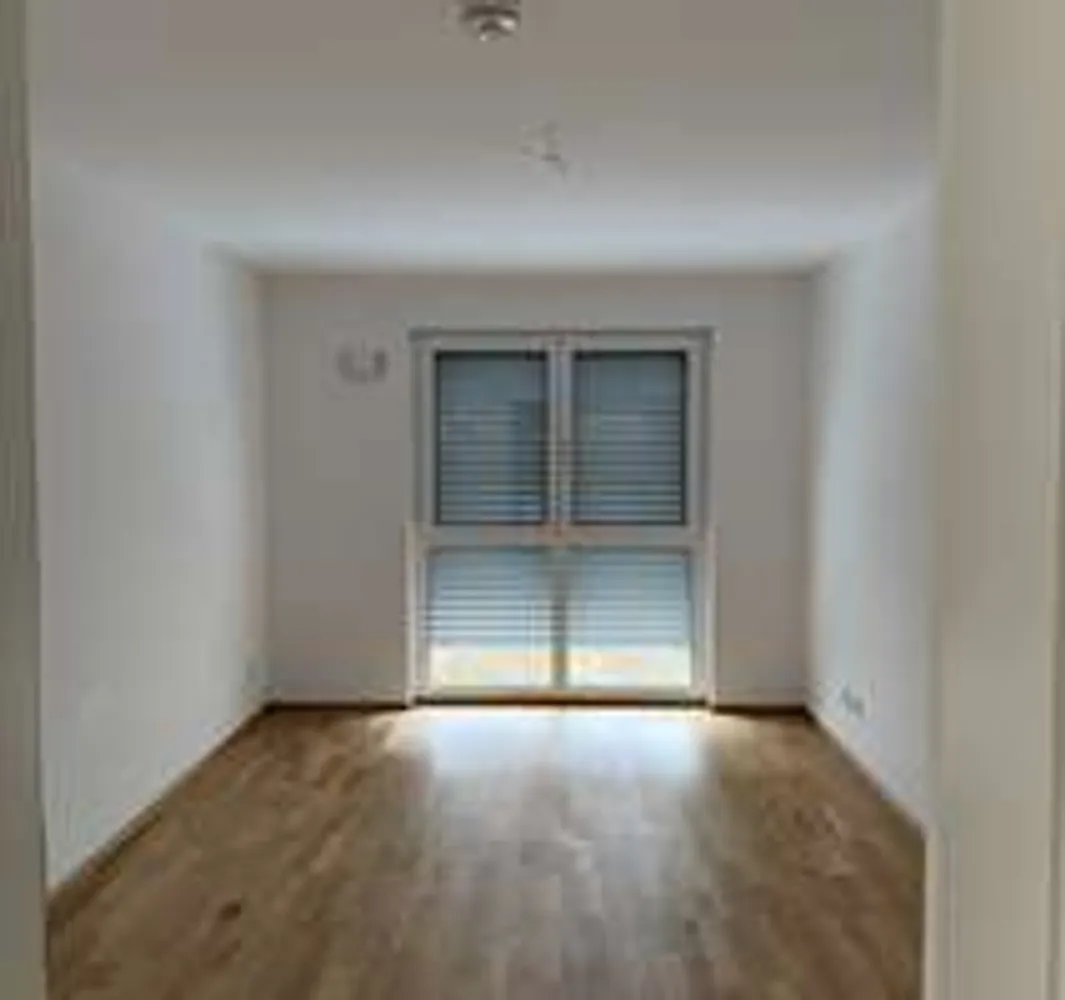 4 Zimmer Wohnung mit 106 m² in Nürnberg – Bild 4