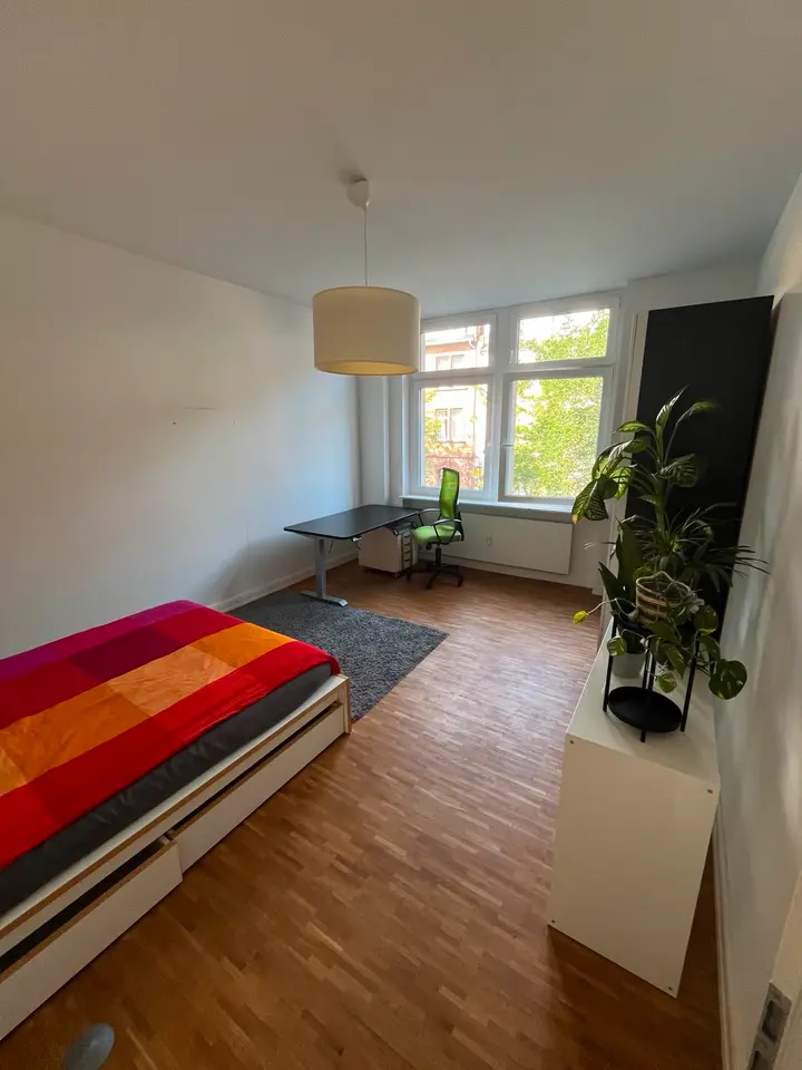 WG-Zimmer mit 85 m² in Frankfurt am Main – Bild 2