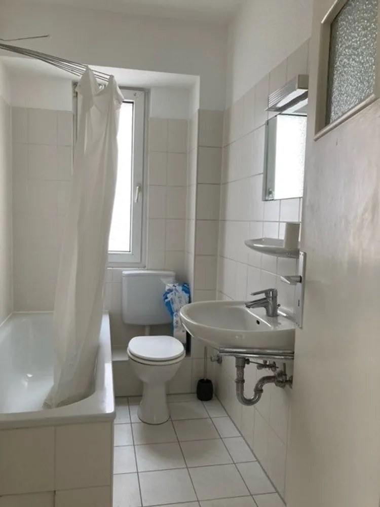 1 Zimmer Wohnung mit 37 m² in Frankfurt am Main – Bild 2