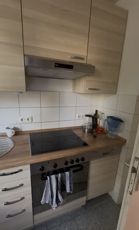 WG-Zimmer mit 64 m² in Bergisch Gladbach – Bild 1