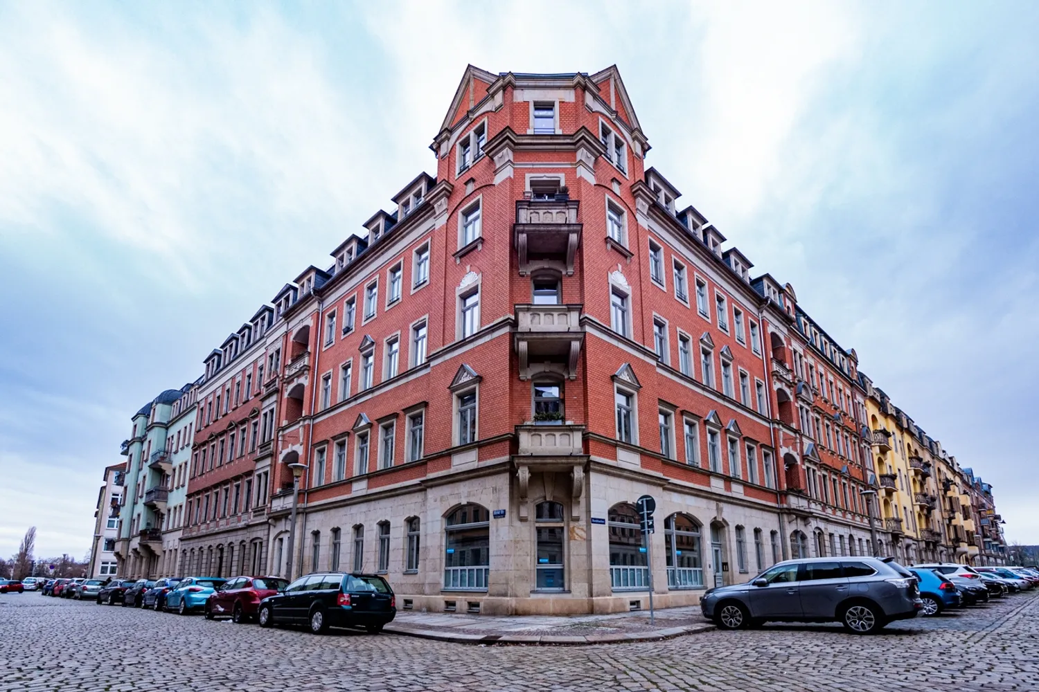 3 Zimmer Wohnung mit 89 m² in Dresden – Bild 1