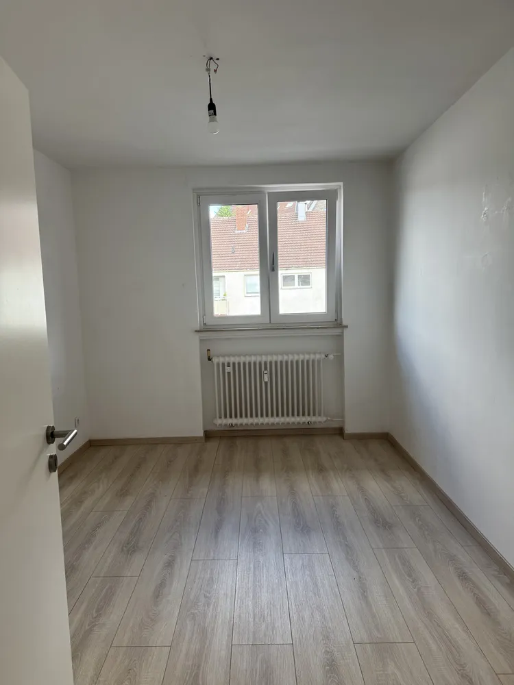 4 Zimmer Wohnung mit 94 m² in Wuppertal – Bild 2