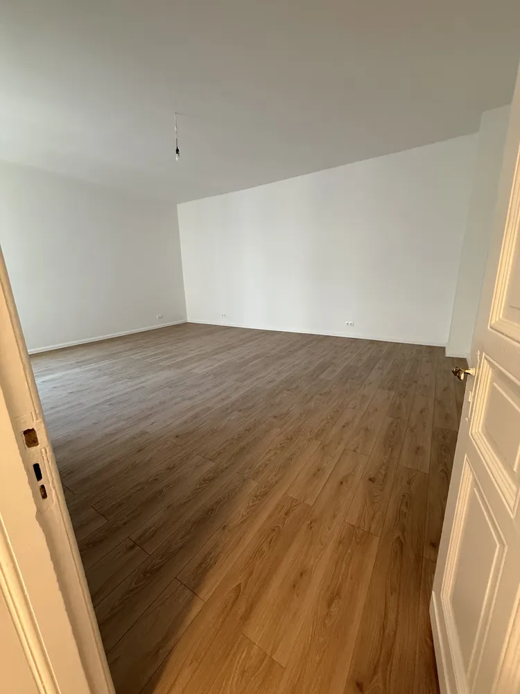 1 Zimmer Wohnung mit 70 m² in Berlin – Bild 1
