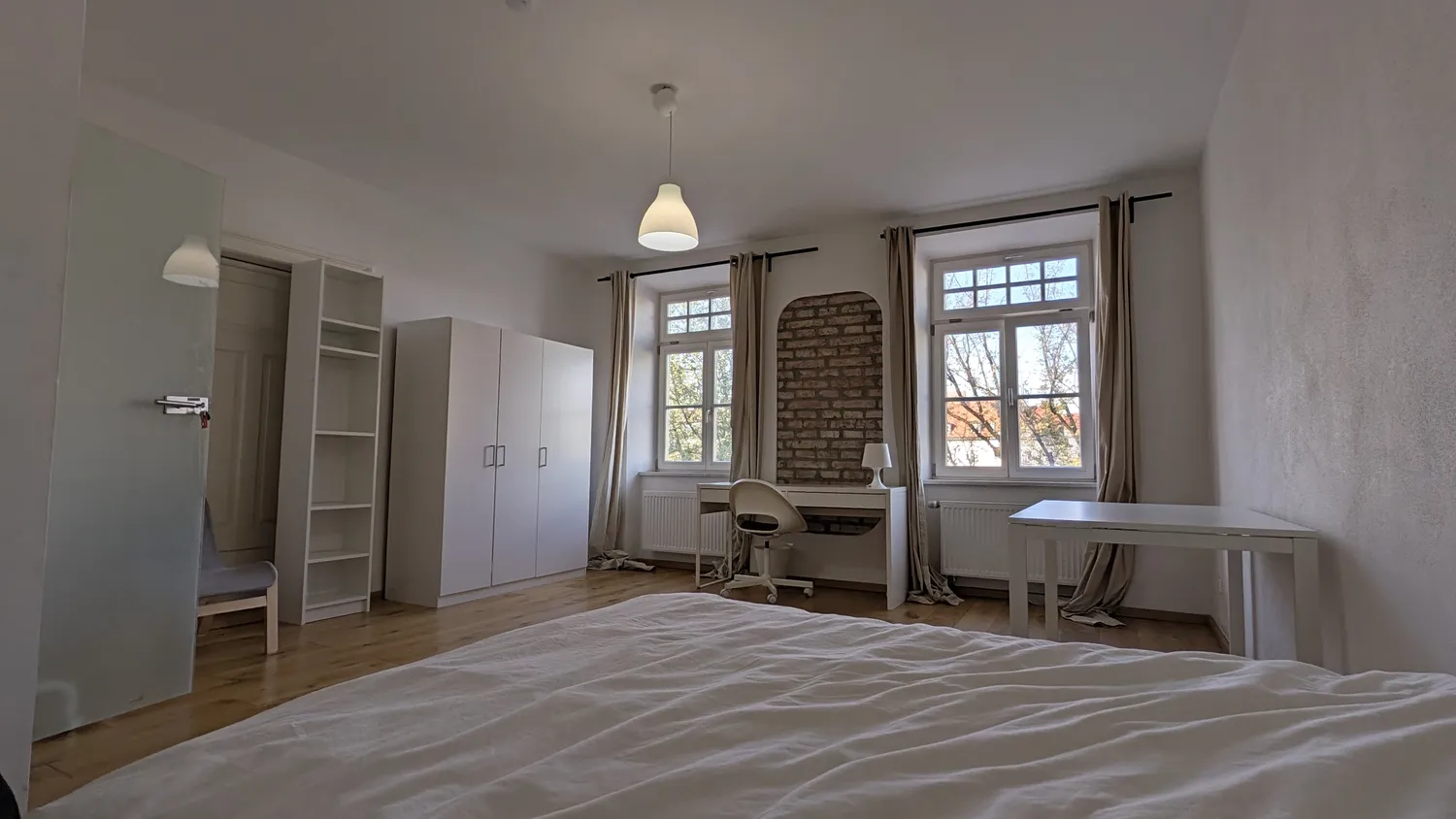 6 Zimmer Wohnung mit 145 m² in München – Bild 1