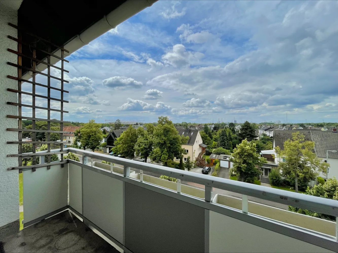 2 Zimmer Wohnung mit 52 m² in Leverkusen – Bild 2
