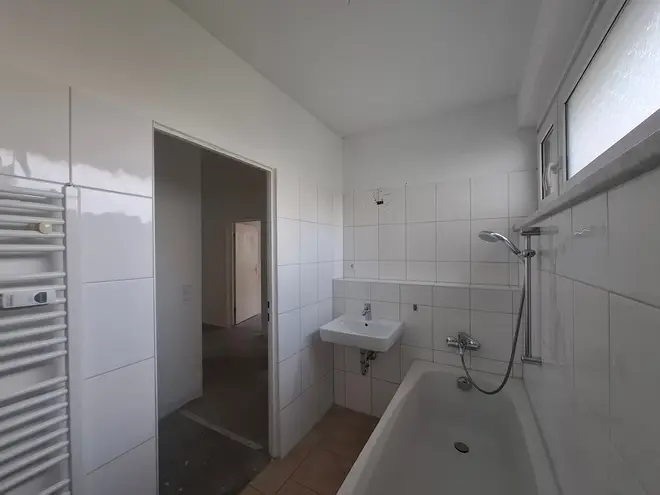 4 Zimmer Wohnung mit 108 m² in Berlin – Bild 2