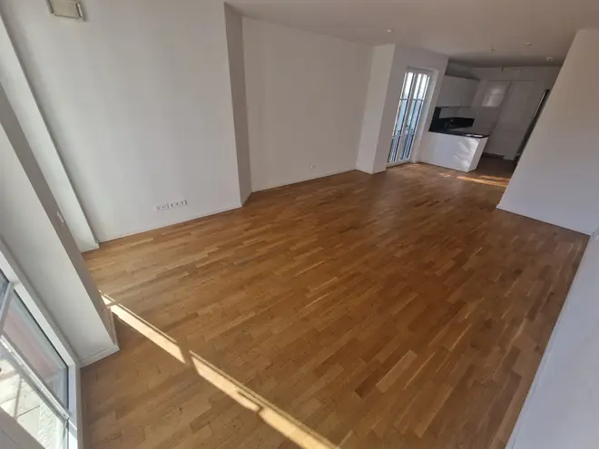 4 Zimmer Wohnung mit 118 m² in Hamburg – Bild 2