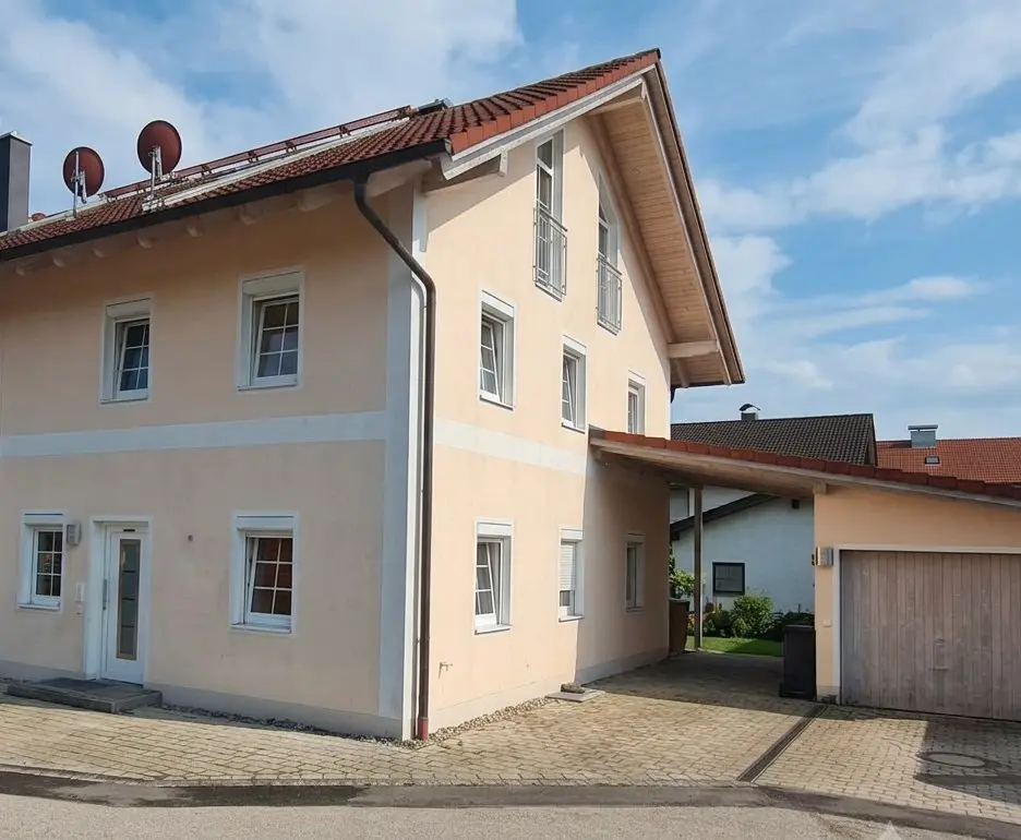 5 Zimmer Haus mit 131 m² in Rosenheim – Bild 1