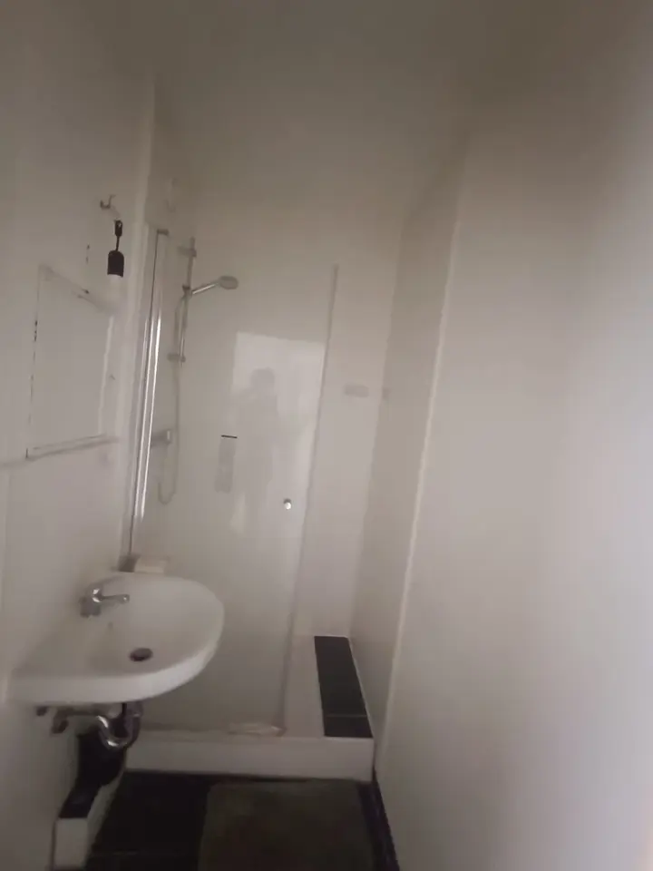 2 Zimmer Wohnung mit 34 m² in Halle (Saale) – Bild 5