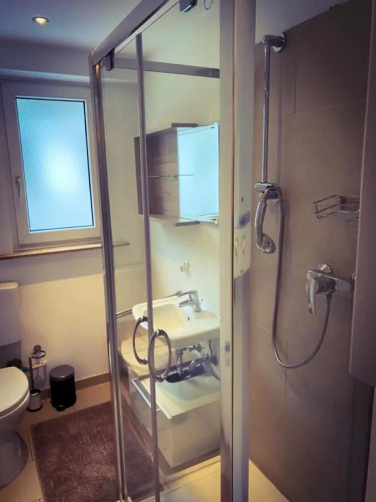 WG-Zimmer mit 25 m² in Frankfurt am Main – Bild 10