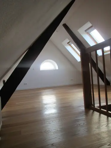2 Zimmer Wohnung mit 100 m² in Hamburg – Bild 7