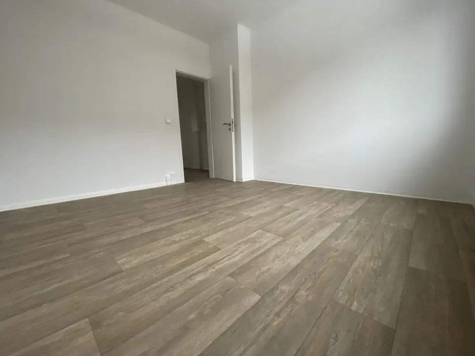 3 Zimmer Wohnung mit 54 m² in Suhl – Bild 3