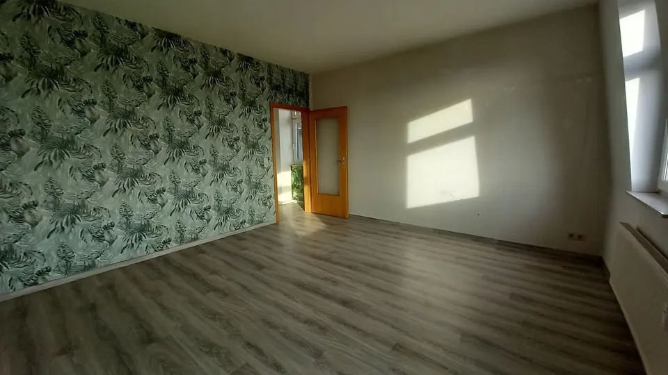 3 Zimmer Wohnung mit 78 m² in Crimmitschau – Bild 2