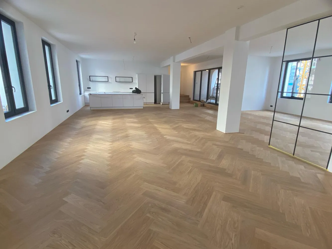 5 Zimmer Wohnung mit 265 m² in Nürnberg – Bild 1