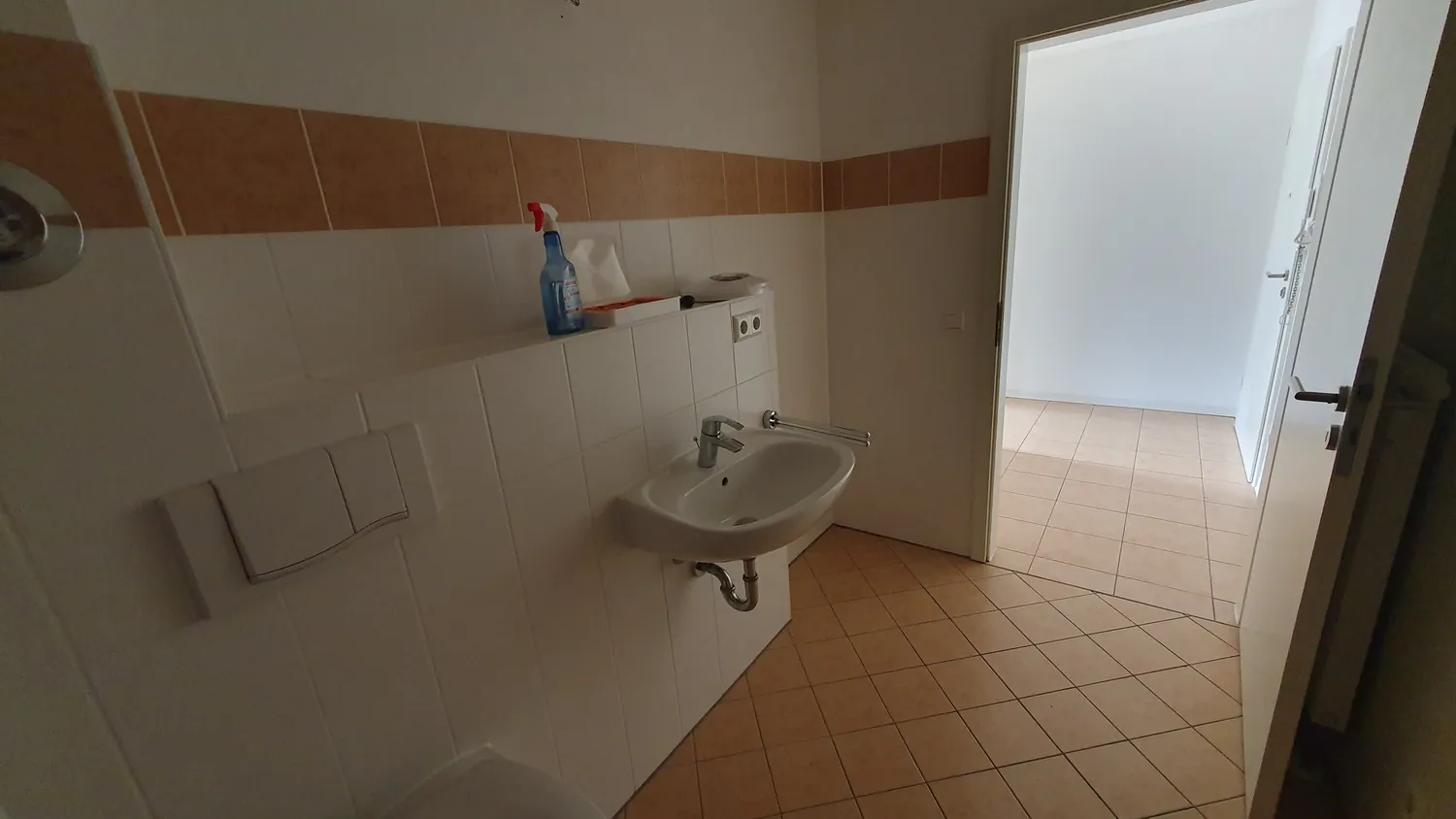 2 room apartment with 45 m² in Halle (Saale) – Photo 10