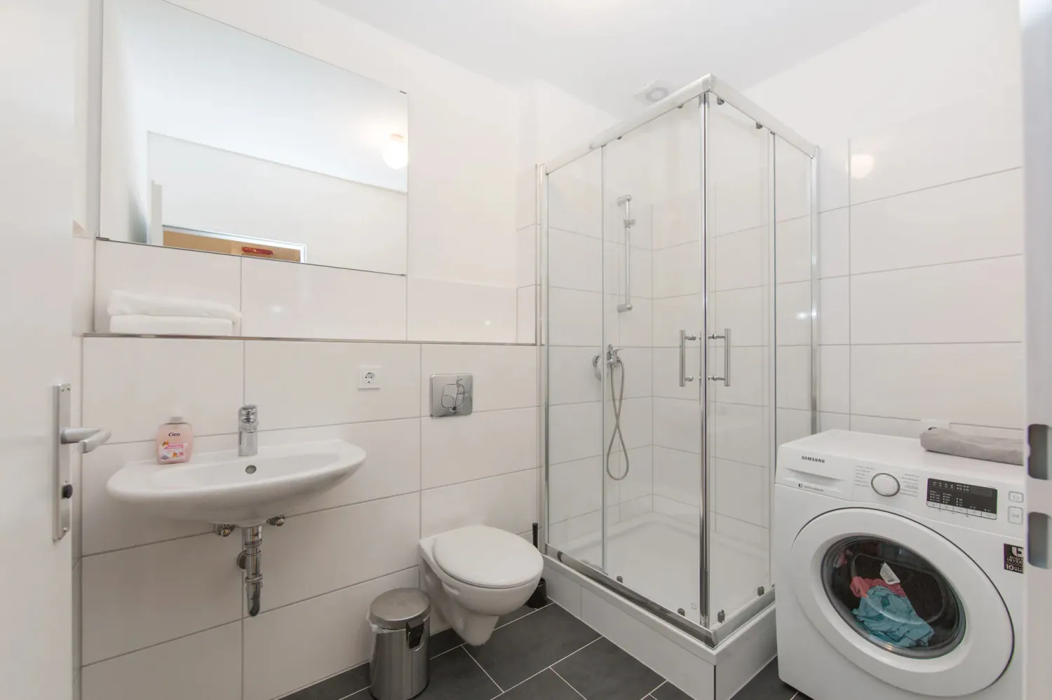Shared room with 24 m² in Berlin – Photo 10