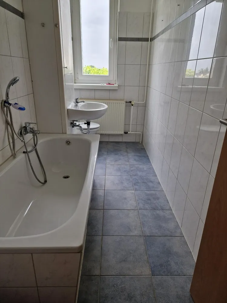 4 Zimmer Wohnung mit 77 m² in Halberstadt – Bild 1