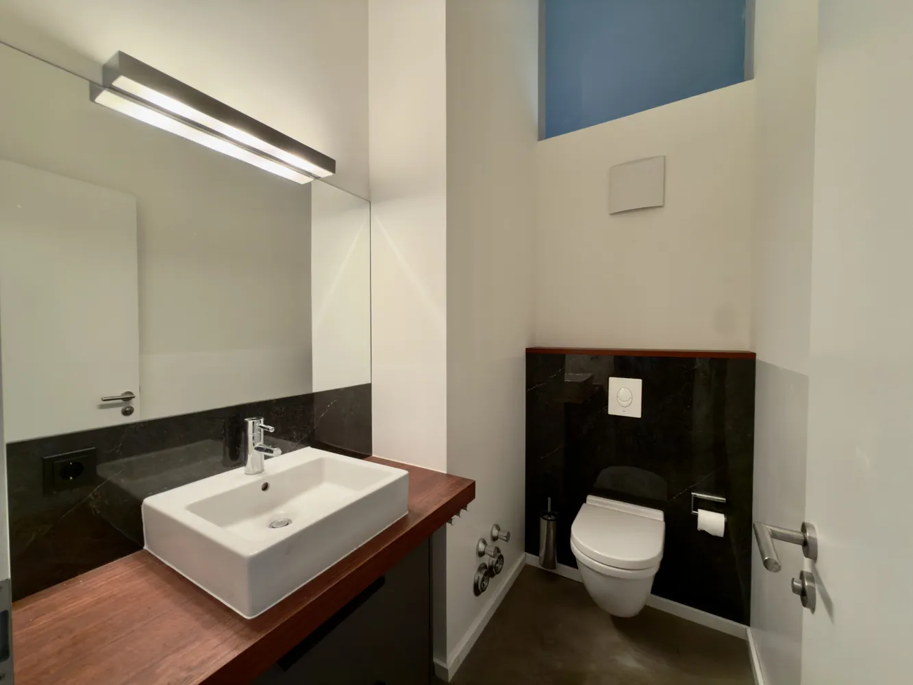 3 room apartment with 170 m² in Düsseldorf – Photo 3