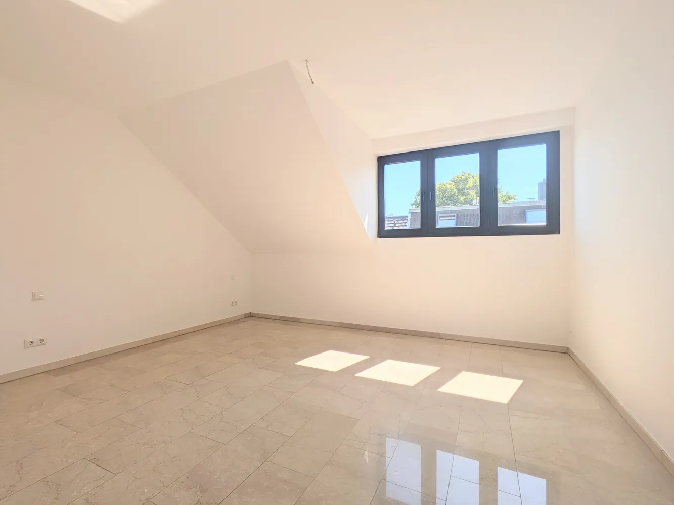 2 Zimmer Wohnung mit 79 m² in Mönchengladbach – Bild 5